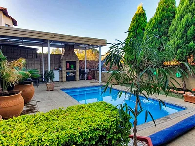 3 Bedroom House For Sale in Rustenburg - oqEn.webp