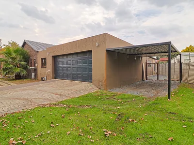 4 Bedroom House For Sale in Alberton - img