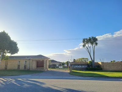 2 Bedroom Townhouse To Rent in Port Elizabeth - img