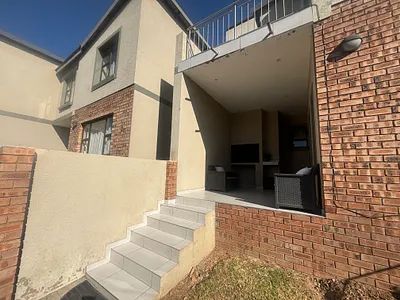 3 Bedroom Townhouse For Sale in Witbank - img