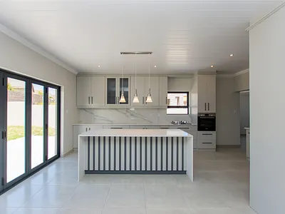 3 Bedroom House For Sale in Vredenburg - oNfc.webp