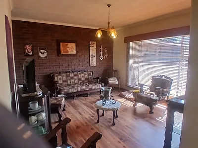 3 Bedroom House For Sale in Heidelberg - 9ZkW.webp