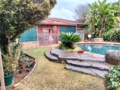 4 Bedroom House For Sale in Pretoria - img