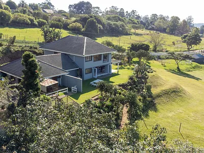 4 Bedroom House For Sale in Hillcrest - HGlH.webp