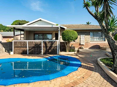 3 Bedroom House For Sale in Scottburgh - img