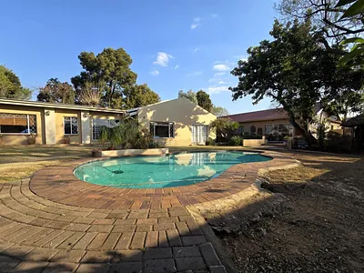 3 Bedroom House For Sale in Alberton - img