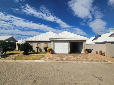 2 Bedroom Townhouse To Rent in Klerksdorp - wrje.webp