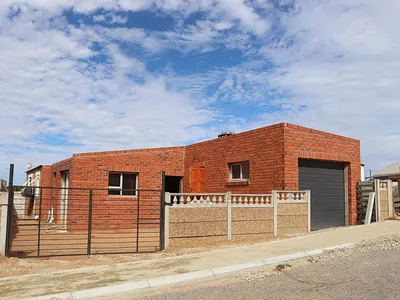 3 Bedroom House For Sale in Vredenburg - mgcF.webp