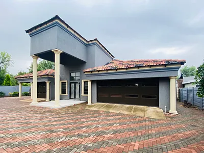 3 Bedroom House For Sale in Vereeniging - rkVE.webp