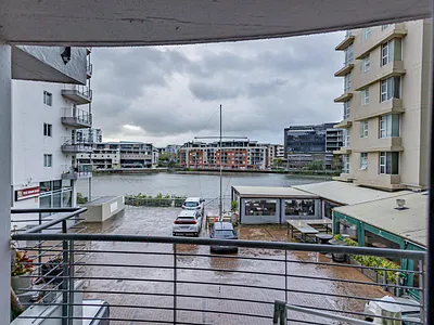 2 Bedroom Apartment For Sale in Bellville - img