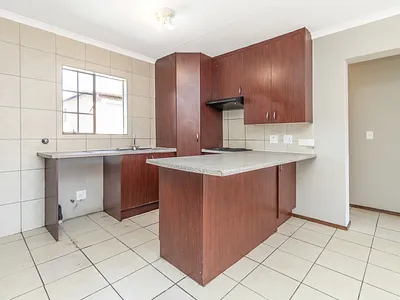 3 Bedroom Apartment For Sale in Randburg - G1OY.webp