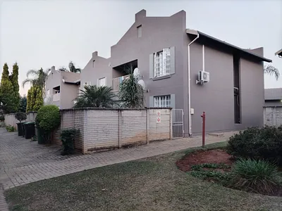 1 Bedroom Apartment For Sale in Rustenburg - e1kk.webp