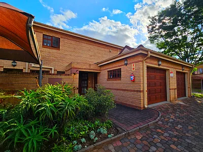 2 Bedroom Townhouse For Sale in Louis Trichardt - VzSB.webp