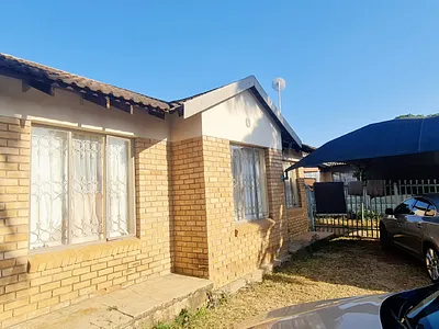 2 Bedroom House To Rent in Louis Trichardt - yeKd.webp