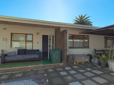 2 Bedroom House To Rent in Goodwood - img