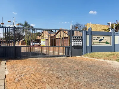3 Bedroom House For Sale in Germiston - DRwG.webp