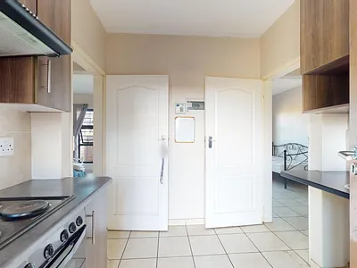 2 Bedroom Apartment For Sale in Potchefstroom - TAm8.webp