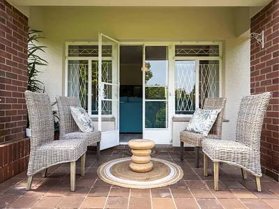 2 Bedroom Townhouse To Rent in Kloof - img