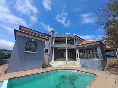6 Bedroom House For Sale in Rustenburg - WNG8.webp