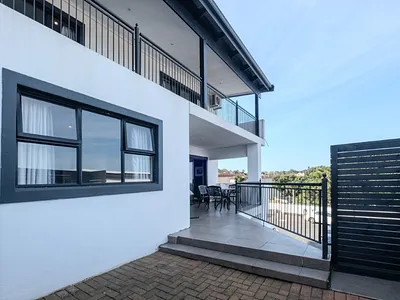 3 Bedroom Apartment For Sale in Durban North - img