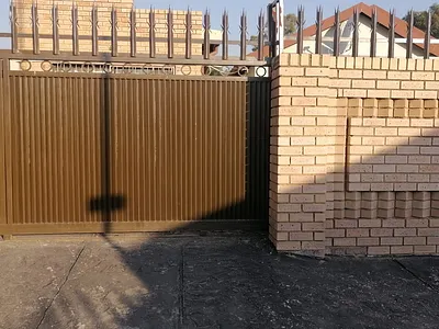 3 Bedroom House To Rent in Johannesburg - T5hW.webp