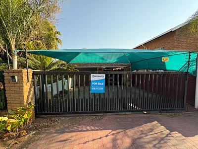 4 Bedroom House For Sale in Rustenburg - img