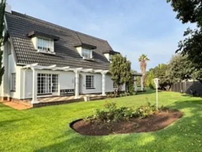 3 Bedroom House For Sale in Viljoenskroon - bRTH.webp