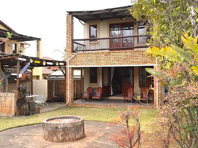 2 Bedroom Apartment To Rent in Roodepoort - Kcb2.webp