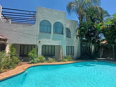 5 Bedroom House For Sale in Pretoria - c8GS.webp