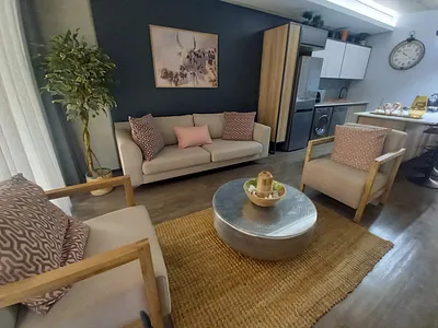 2 Bedroom Apartment For Sale in Pretoria - Jqbk.webp