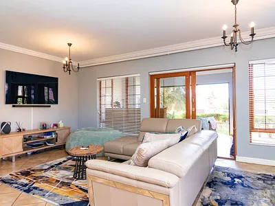 3 Bedroom Townhouse For Sale in Hartbeespoort - XniC.webp