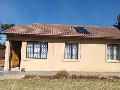 3 Bedroom House For Sale in Springs - img