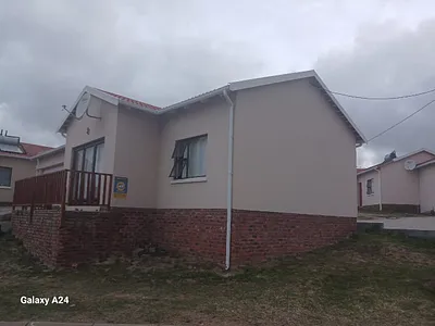 3 Bedroom House For Sale in East London - jvva.webp