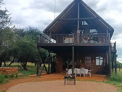 3 Bedroom House For Sale in Rustenburg - 4t7s.webp