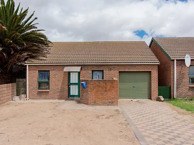 3 Bedroom House For Sale in Vredenburg - nXRf.webp