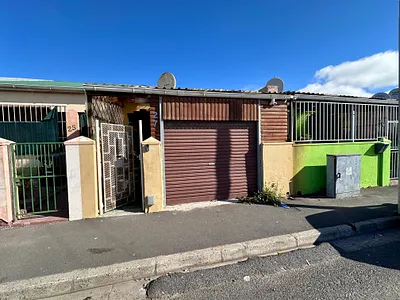 3 Bedroom House For Sale in Milnerton - ucwA.webp