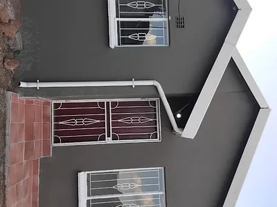 2 Bedroom House To Rent in Johannesburg - img