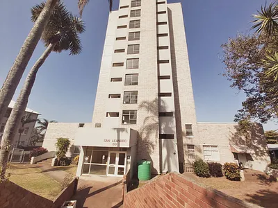 4 Bedroom Apartment For Sale in Durban - UNGv.webp