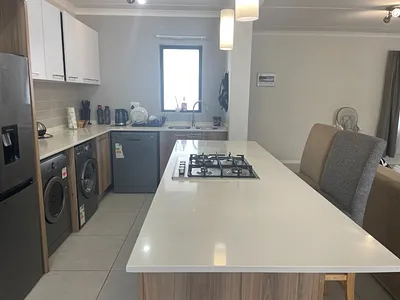 2 Bedroom Apartment For Sale in Edenvale - img