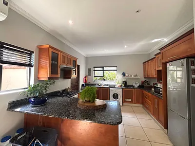 2 Bedroom Townhouse For Sale in Ballito - img