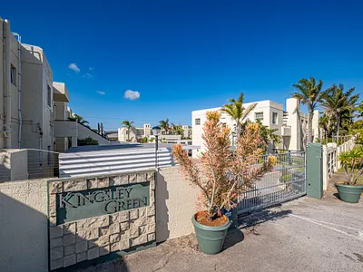2 Bedroom Apartment For Sale in Port Elizabeth - 2XTa.webp