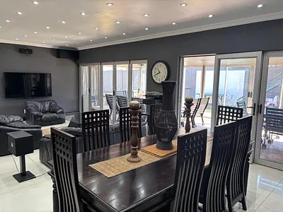 4 Bedroom House For Sale in Edenvale - img
