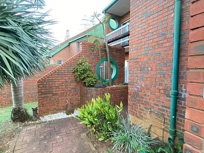 3 Bedroom Apartment For Sale in Empangeni - img