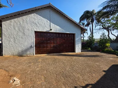 4 Bedroom House For Sale in Empangeni - img