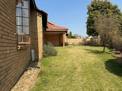 3 Bedroom House For Sale in Witbank - img