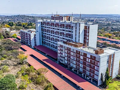 2 Bedroom Apartment For Sale in Pretoria - P8yU.webp