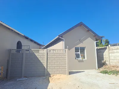 1 Bedroom Apartment To Rent in Port Elizabeth - Lbam.webp