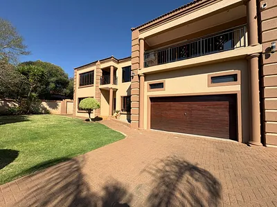 4 Bedroom House For Sale in Rustenburg - img