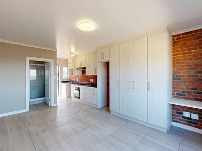 1 Bedroom Apartment For Sale in Port Elizabeth - 5xFx.webp