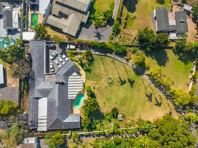 10 Bedroom House For Sale in Durban - img